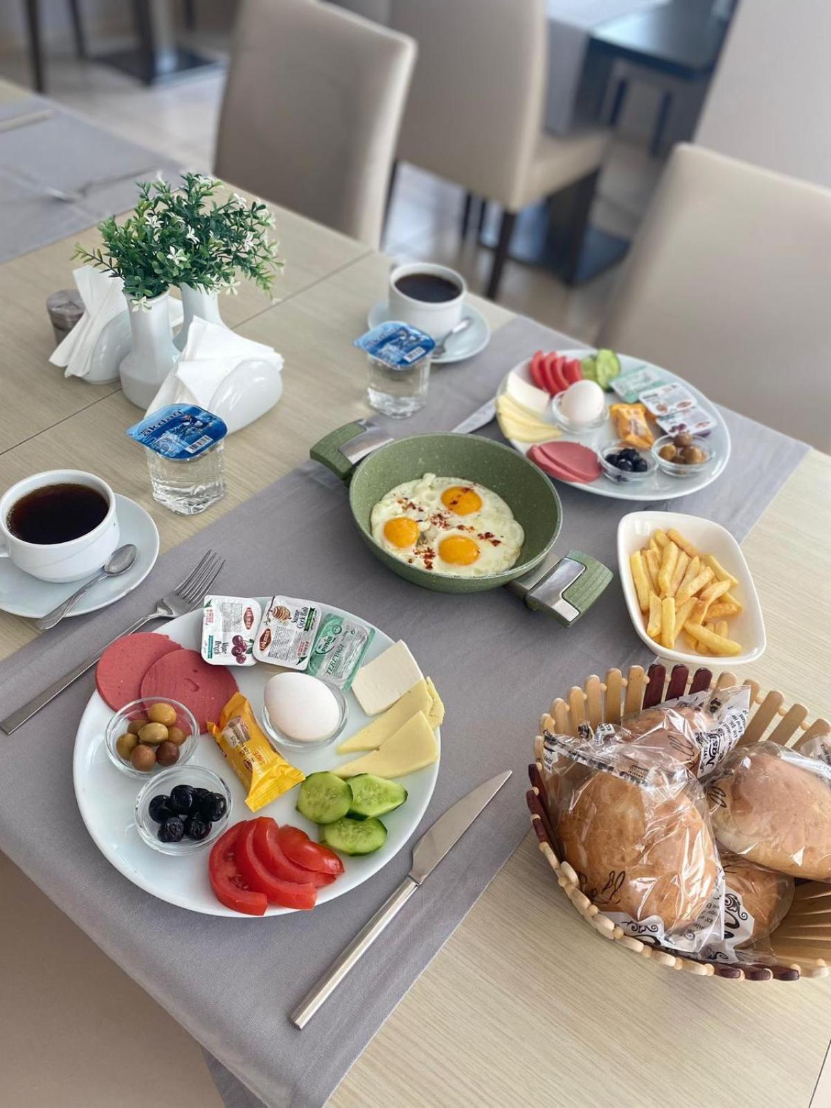 Beyazhan Otel Corum Bagian luar foto